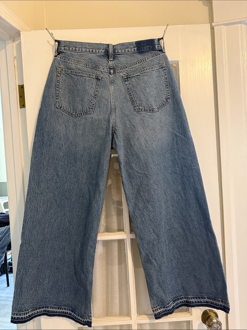 Abercrombie & Fitch High Rise Wide Leg Jeans in Medium Let Down Hem - Picture 7 of 7